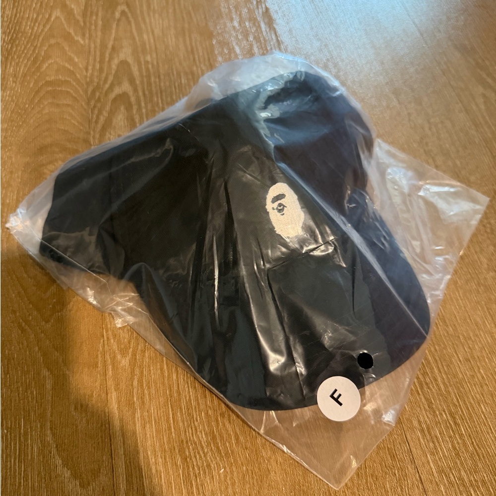A Bathing Ape BAPE Black Cap Hat Ape Head Logo New Sealed Authentic